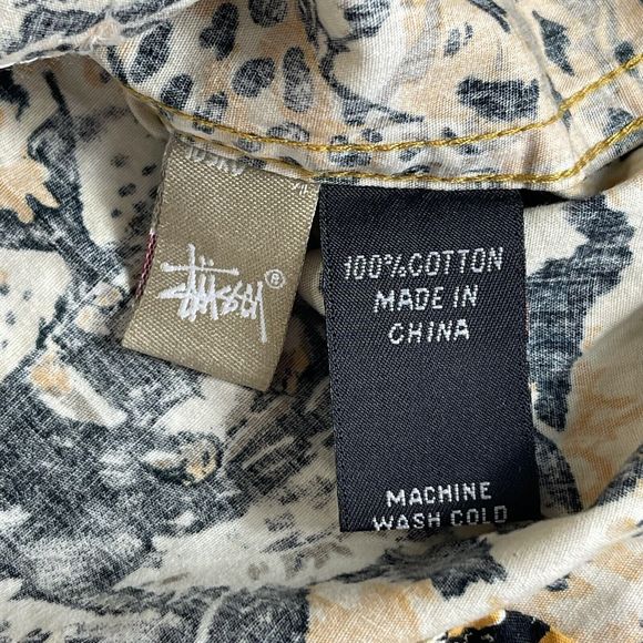 Stussy Shirt Men Small Short Sleeve Button Leopard Animal Print - Picture 12 of 16